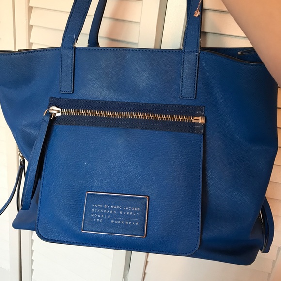 Marc By Marc Jacobs Handbags - Marc Jacobs Tote With Pouch